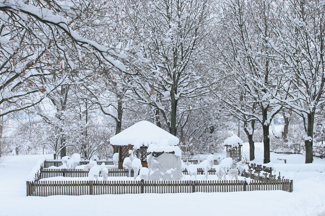 Winterlicher Bauerngarten